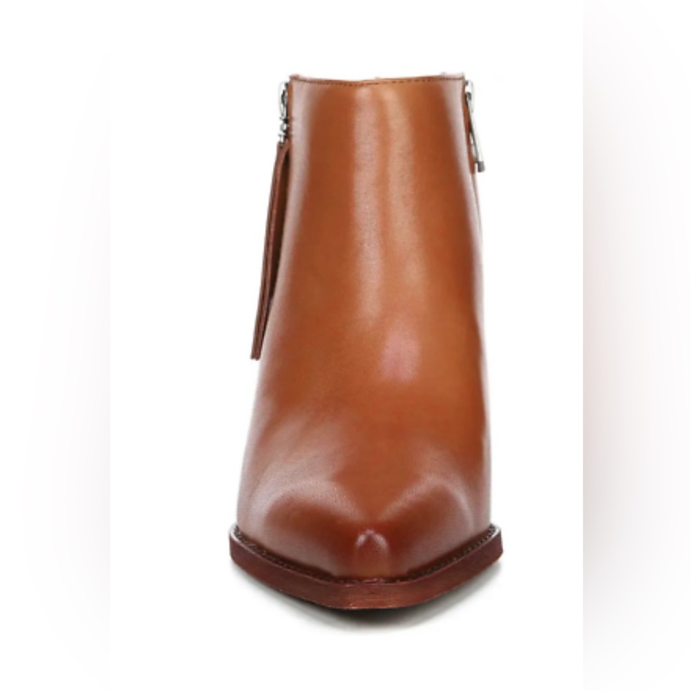 Sam Edelman Walden
Brown Leather Bootie Size 7
